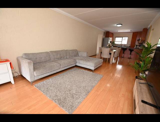 2 BEDROOM PROPERTY TO RENT IN PAULSHOF